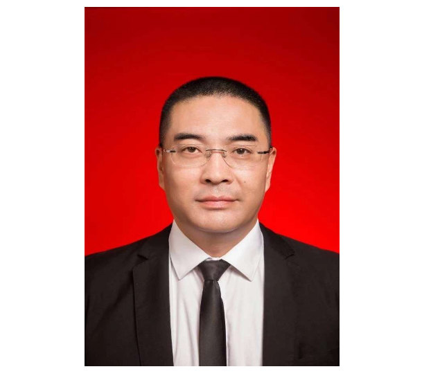 67曹阳当选泸县人民政府县长