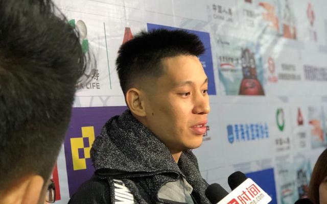 [新京报]从“林疯狂”到“林团队”，林书豪盛赞队友