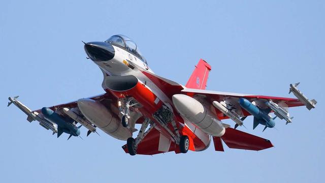 号称现代零战的日本f2战机性能如何这一点实在太尴尬