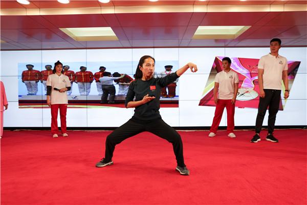 「央广网」全民健身志愿服务品牌活动启动 史冬鹏、何冲等分享日常健身技巧