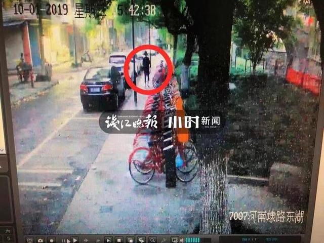 「中国经济网」30多万的黄金珠宝丢了！配送员快哭出来了，唯一能帮忙的是……