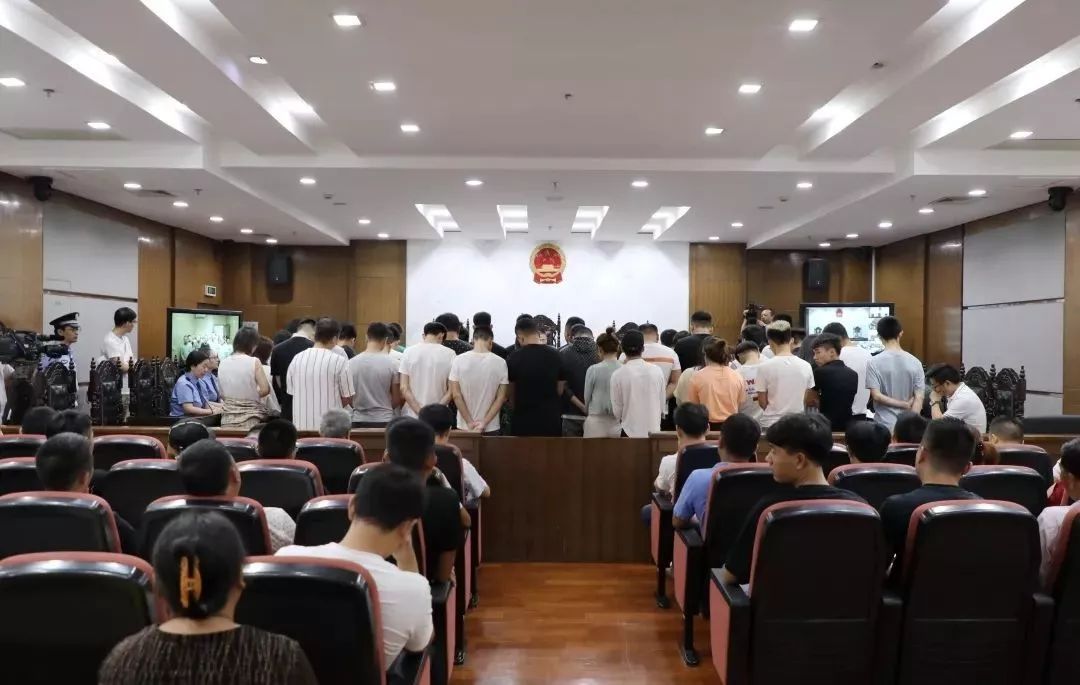 最高人民检察院：【金融检察微课堂】106名“白富美”给你发财良机？别上当！