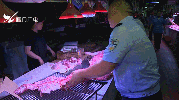 【光明网】凌晨突击！厦门查获1560斤私宰肉，这种肉千万别买……