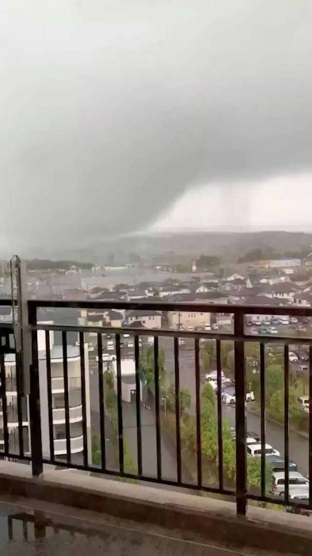 台风地震火山洪水龙卷风一起来!