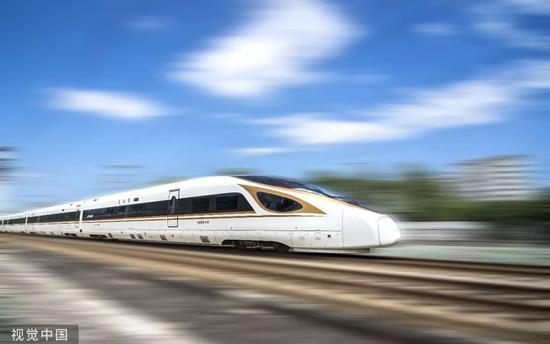 「参考消息」一则中国高铁视频海外圈粉 印度网友：向中国学习