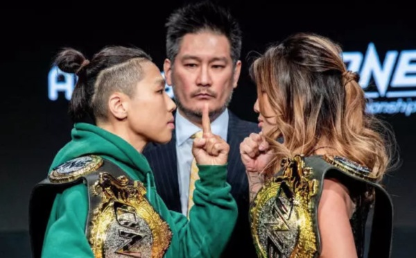 「澎湃新闻」最后15秒遭李胜珠降服，熊竞楠无缘MMA双金腰带