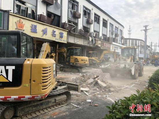 「中国新闻网」无锡锡山区一小吃店发生燃气爆炸 造成9死10伤