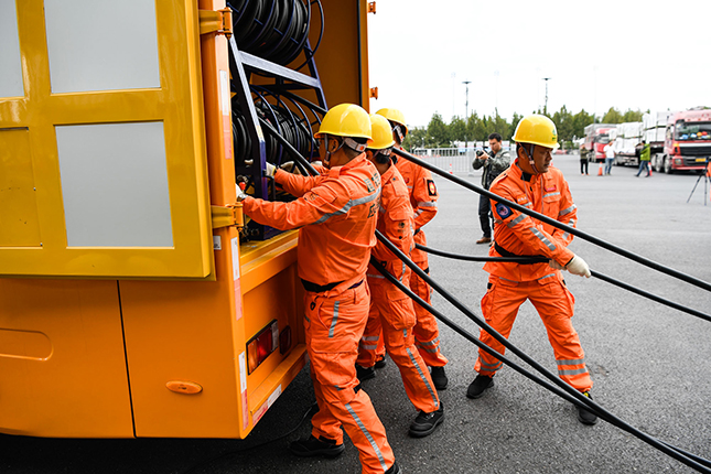 文汇报@更精细、更精准！“水电煤”全套应急已就位！70秒看进博会(5)