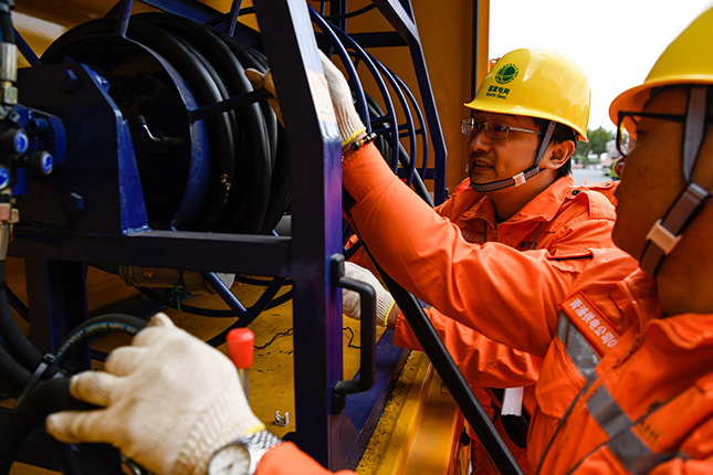 文汇报@更精细、更精准！“水电煤”全套应急已就位！70秒看进博会(5)