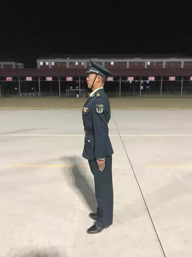 中校营长李彦德无畏铸就阅兵荣耀