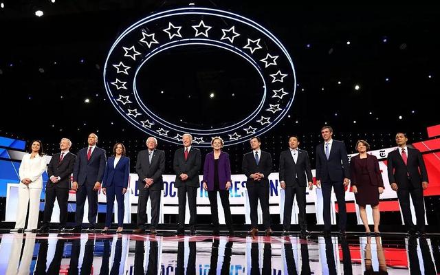 新京报：美国民主党“四辩”落幕，特朗普称他才是“最大赢家”