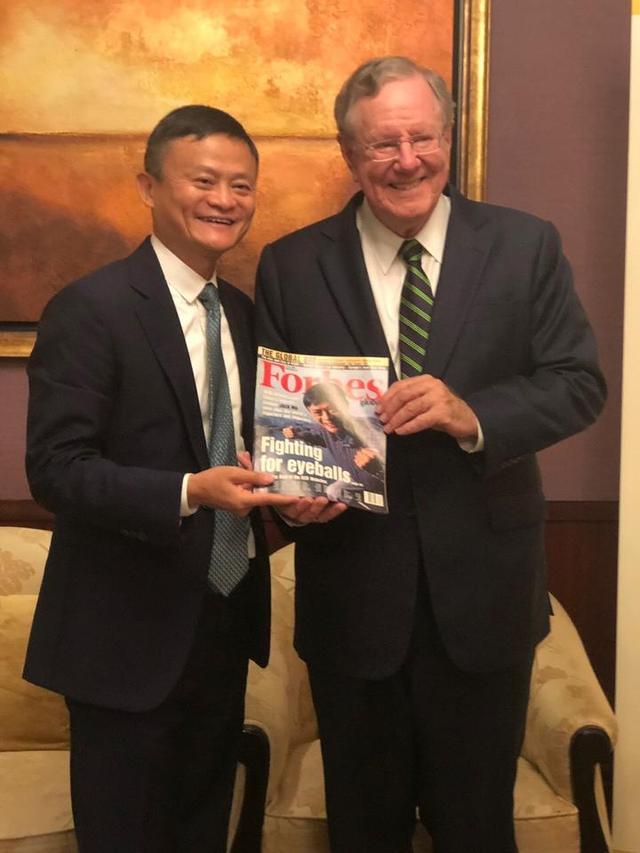 #中国日报网#马云对话福布斯主席：赋能更多初心长成“阿里巴巴”