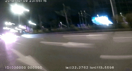 「光明网」车主深夜“炸街”被抓，差点被扣光12分！求情说自己年不懂事？