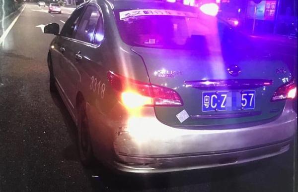 「光明网」车主深夜“炸街”被抓，差点被扣光12分！求情说自己年不懂事？
