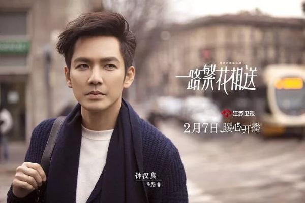 「光明网」拥有“不老男神”之称的男星，但遇到72岁的他都输了