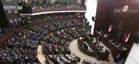 「海外网」土耳其继续炮击叙北部多个村镇并称：叙库武装不撤离就不会停火
