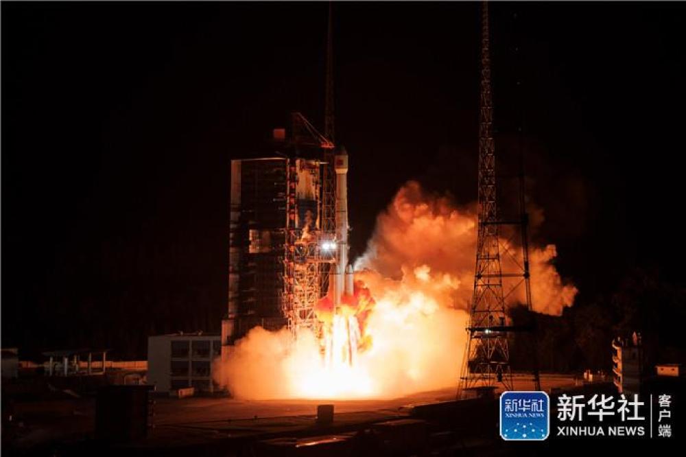 文汇报：我国成功发射通信技术试验卫星四号