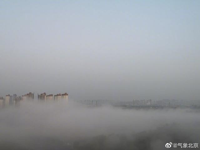 环球网■受雾影响，部分进出京高速仍处于封堵状态