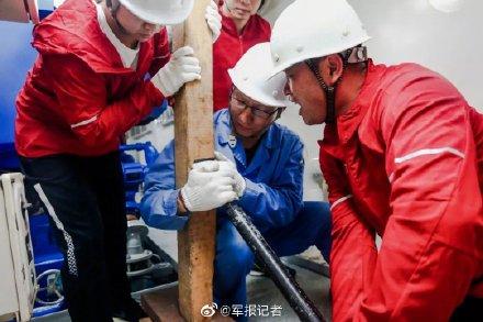 光明网■火箭运输船编队完成多项应急演练