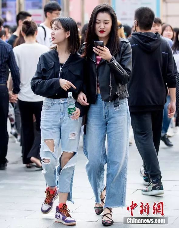 人民网：女生讨厌被叫“小姐姐”？你都怎么称呼陌生女性？