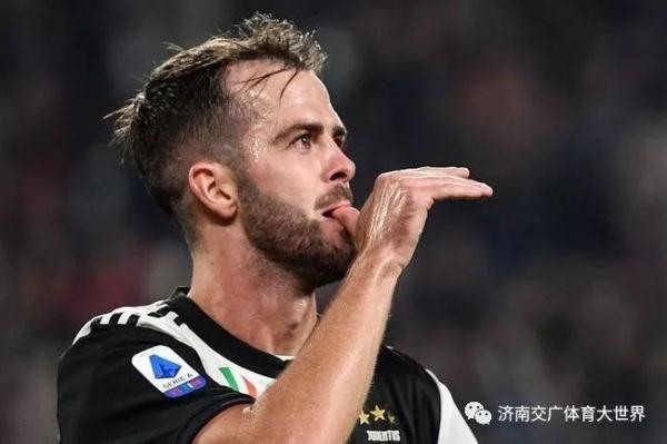 「光明网」意甲-C罗首开纪录 皮亚尼奇制胜球 尤文2-1险胜