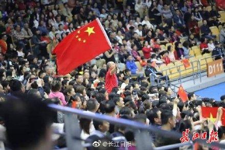 【光明网】刚刚，中国八一女排3:0战胜德国，将与巴西争冠