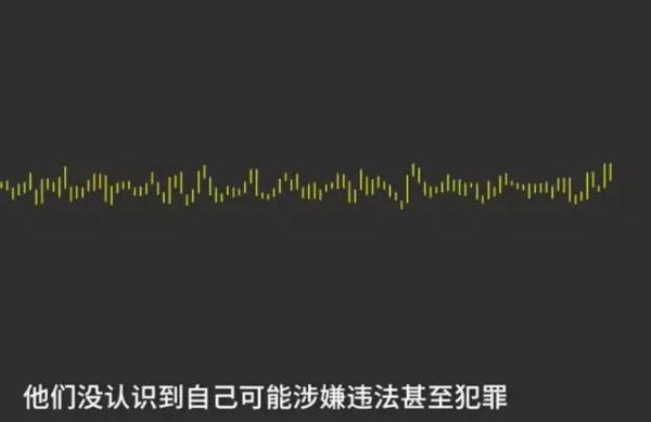 #光明网#乘客怂恿公交司机怼出租车，司机真撞了，摔倒一车人