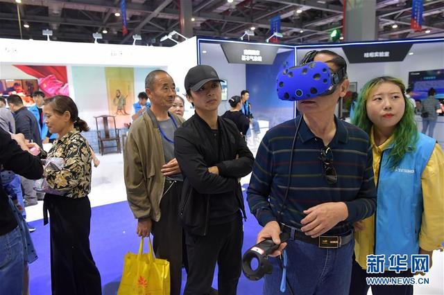 [新华网]未来，更精彩——VR产业发展新动向观察