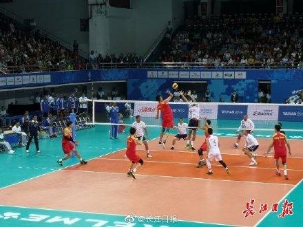 光明网@3:0！中国队胜法国队，赢得军运会男排开门红