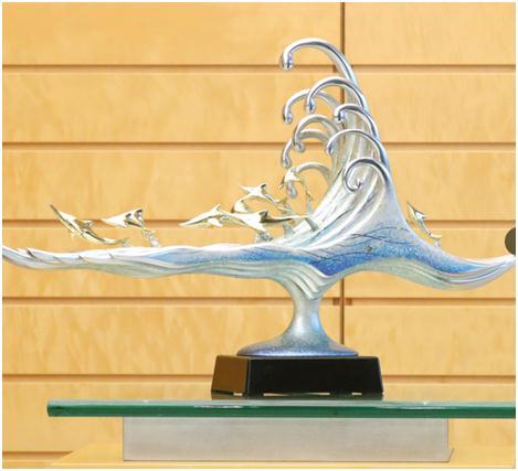 【光明网】日本内阁送天皇即位礼命名为“翔”，意为“和平与希望”