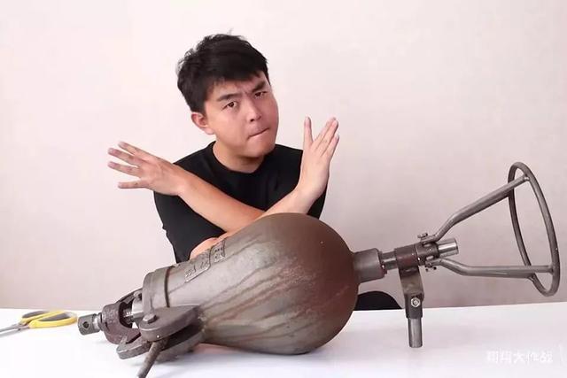 中青在线：B站自媒体网红的崛起，是年轻人互动式生活态度的胜利