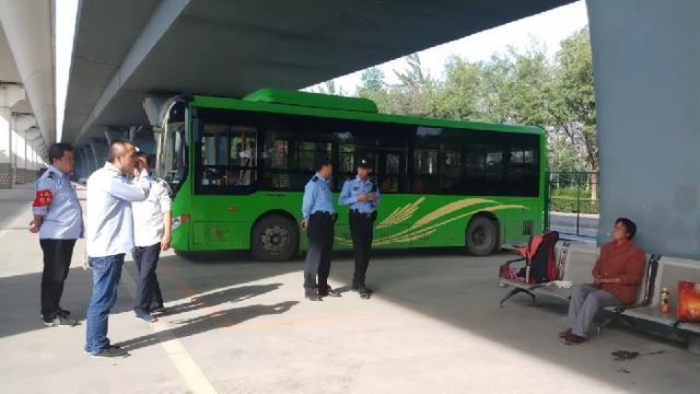 光明网：浐灞正能量丨乘客突发疾病，公交司机这样做