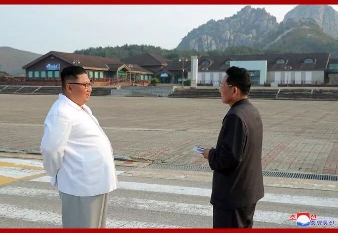环球网■金正恩批评金刚山旅游区建筑：没体现民族性，真是乱七八糟