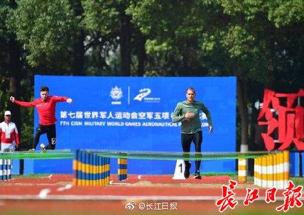 「光明网」燃！看空军五项比赛现场的速度与激情｜图集