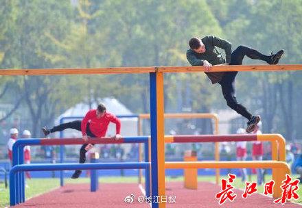 「光明网」燃！看空军五项比赛现场的速度与激情｜图集