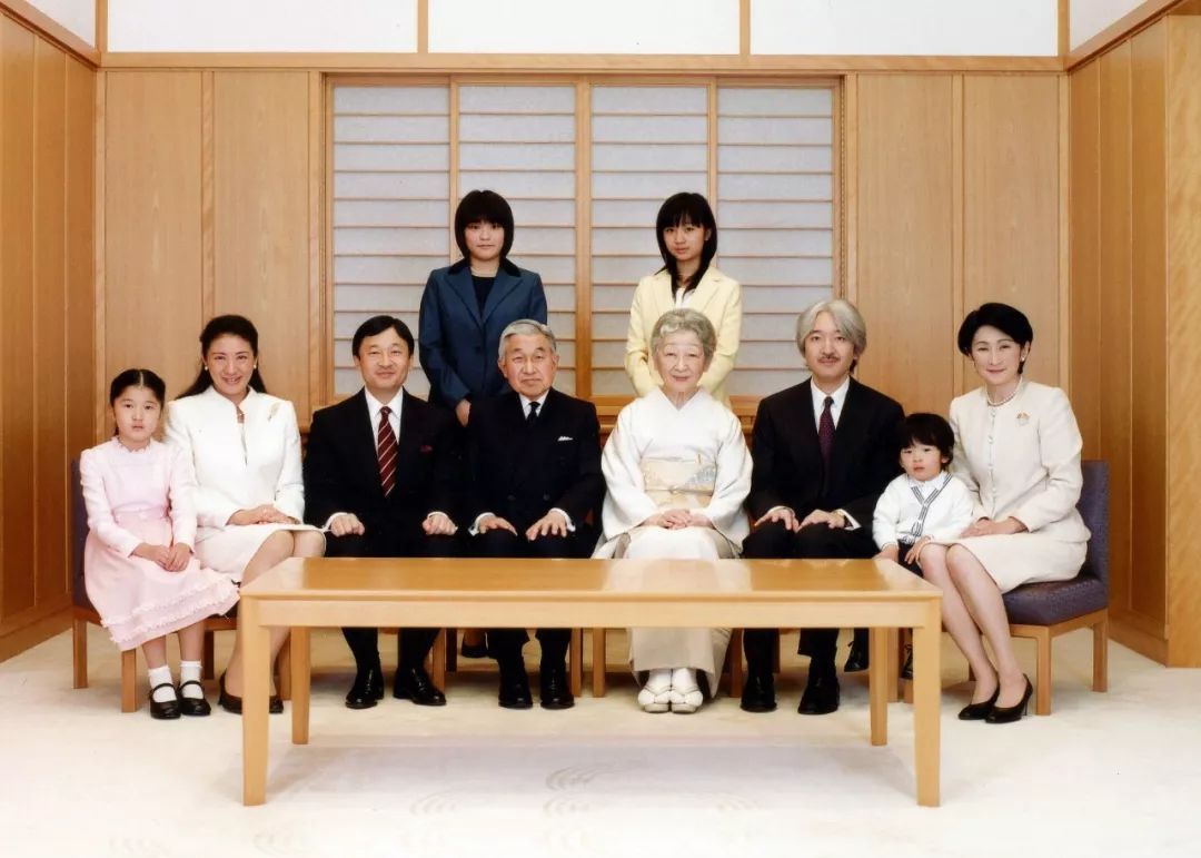 「央视今日亚洲」日本皇室受追捧 民调支持设女性天皇？