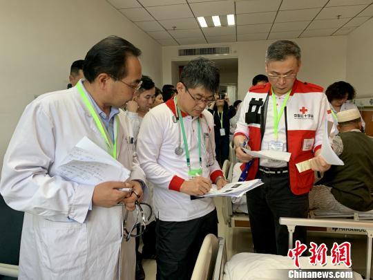 中国新闻网■上海医生飞赴乌鲁木齐救治29名阿富汗先心病患儿