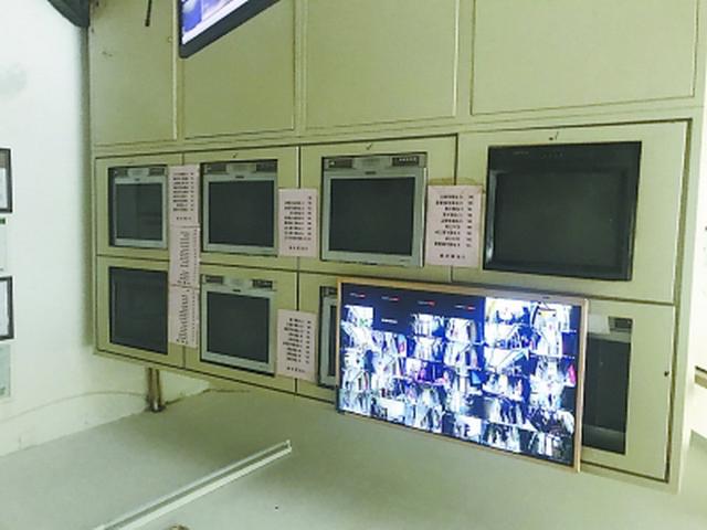 「北京日报客户端」监控罢工、路灯闭眼，珠江绿洲小区居民：每年几千元物业费干啥了