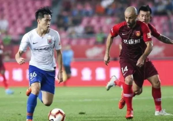 #光明网#莫伊塞斯无缘足协杯决赛首战，国奥新核被召回