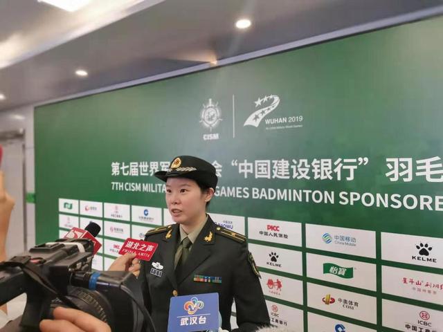 澎湃新闻■流着泪告别国际赛场，李雪芮20年羽球生涯不留遗憾