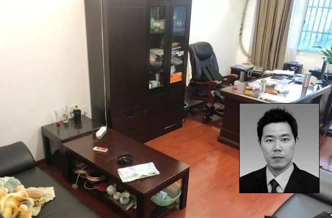 「央视网」【8点见】他说：忙完再看医生