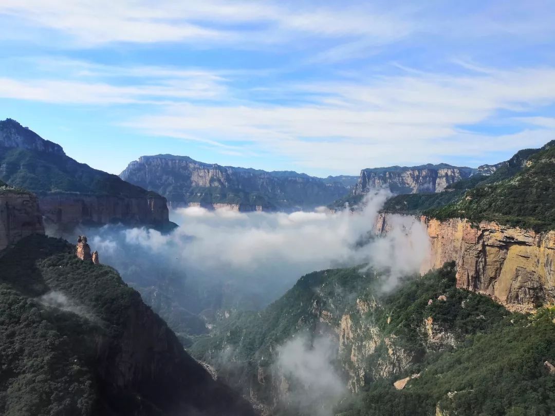 中国气象局：南北天气图鉴！南方暖春穿半袖 北方寒冬裹成球（多图预警）