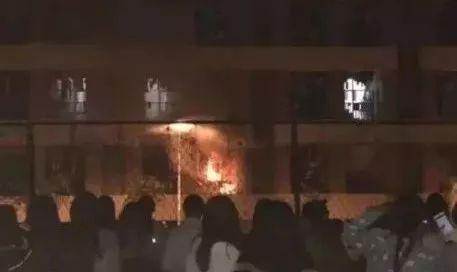 「光明网」又见宿舍吃火锅！阿消：你们胆子太大了