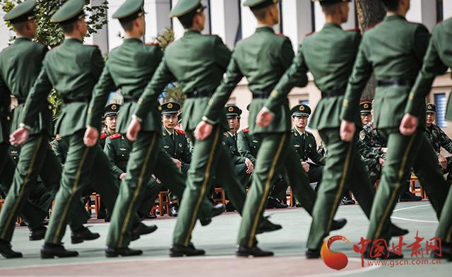 武警甘肃总队队列会操展风采