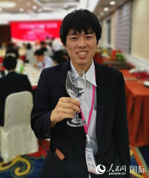 [人民网]日本青年科技人员访华团成员钦佩中国科技创新精神