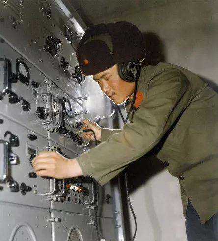 空军通信兵成立70周年风雨兼程砥砺奋进创信息化尖兵