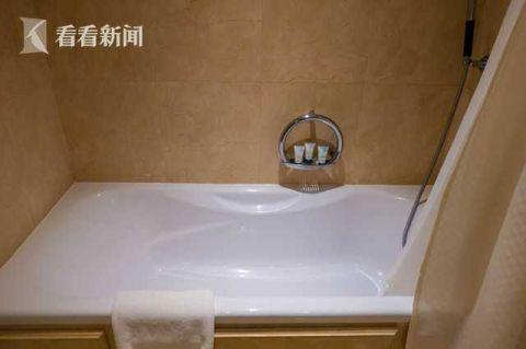 [光明网]西班牙女子家中浴室身亡尸体不全 警方：已死15年