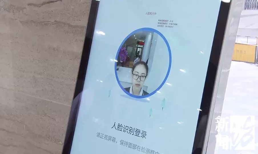 「新闻坊」划！划！划！沪上一男子在小区划花多辆车，竟是为了这个…