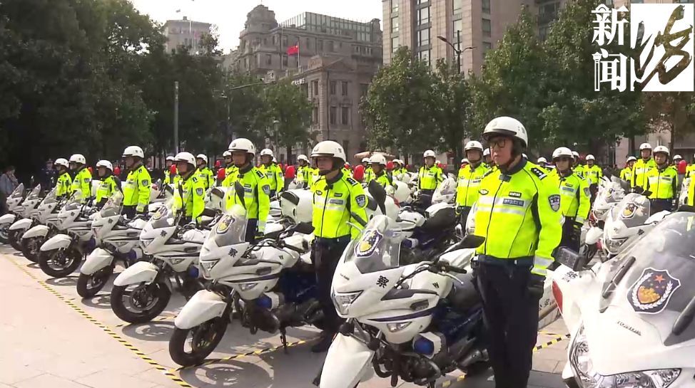 「新闻坊」划！划！划！沪上一男子在小区划花多辆车，竟是为了这个…