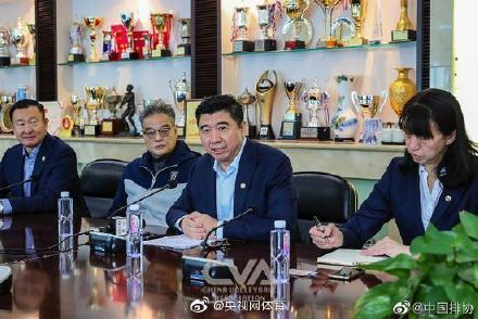 [光明网]官宣！沈富麟出任中国男排主帅